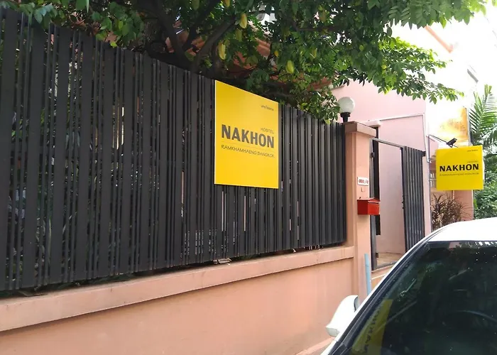 Nakhon Ramkhamhaeng * Bangkok